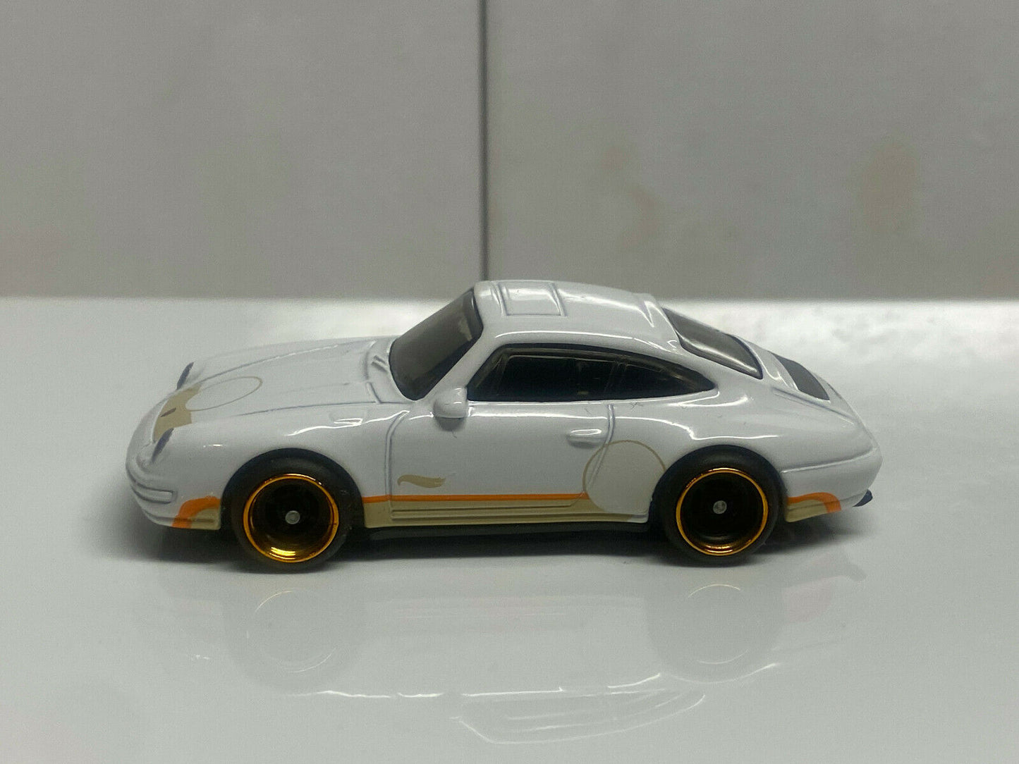 2020 Hot Wheels '96 Porsche Carrera Real Riders Super Custom Painted Headlights Loose