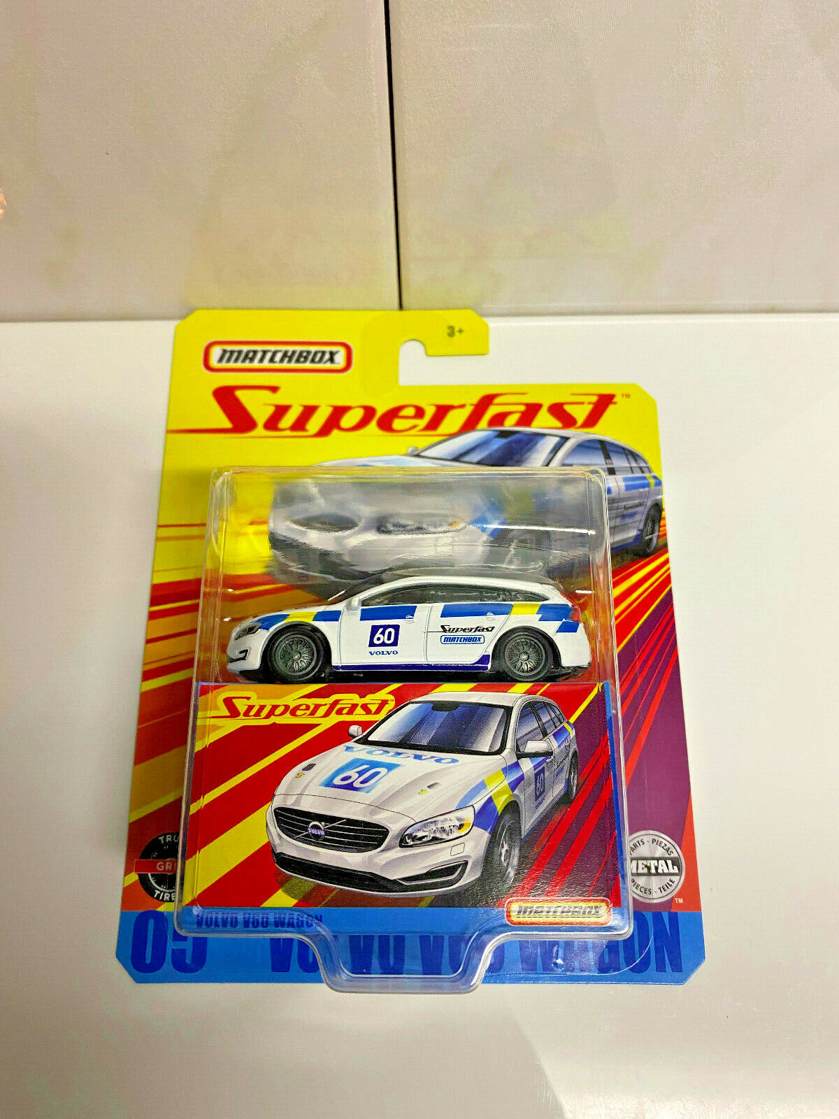 2020 Matchbox Volvo V60 Wagon Superfast Real Riders Rubber Tires NIP