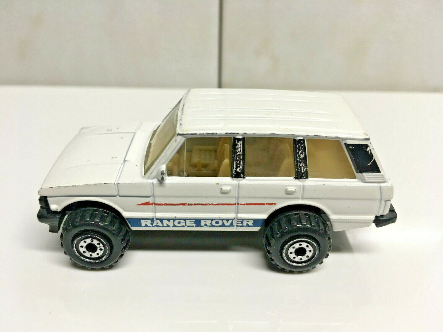 1989 Hot Wheels White Range Rover Loose Played Condition