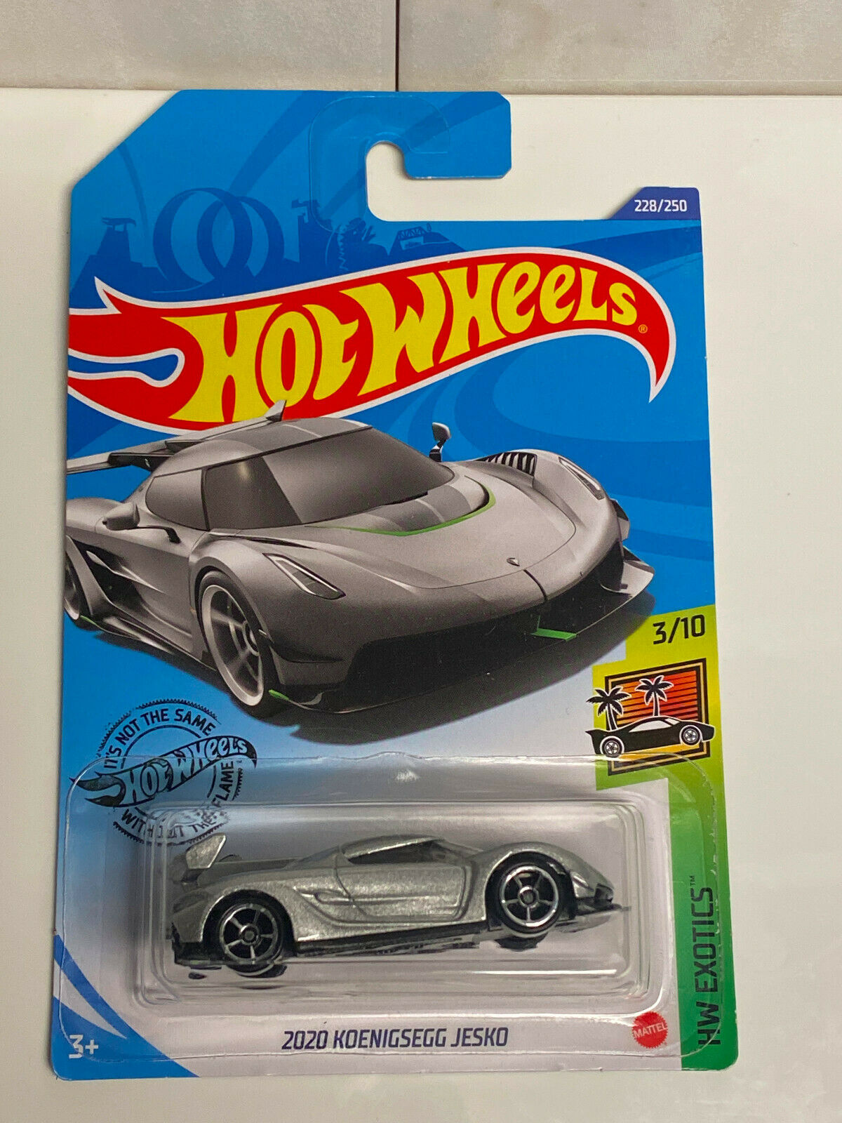 2020 Hot Wheels Exotics #3/10 2020 Koenigsegg Jesko International Card NIP