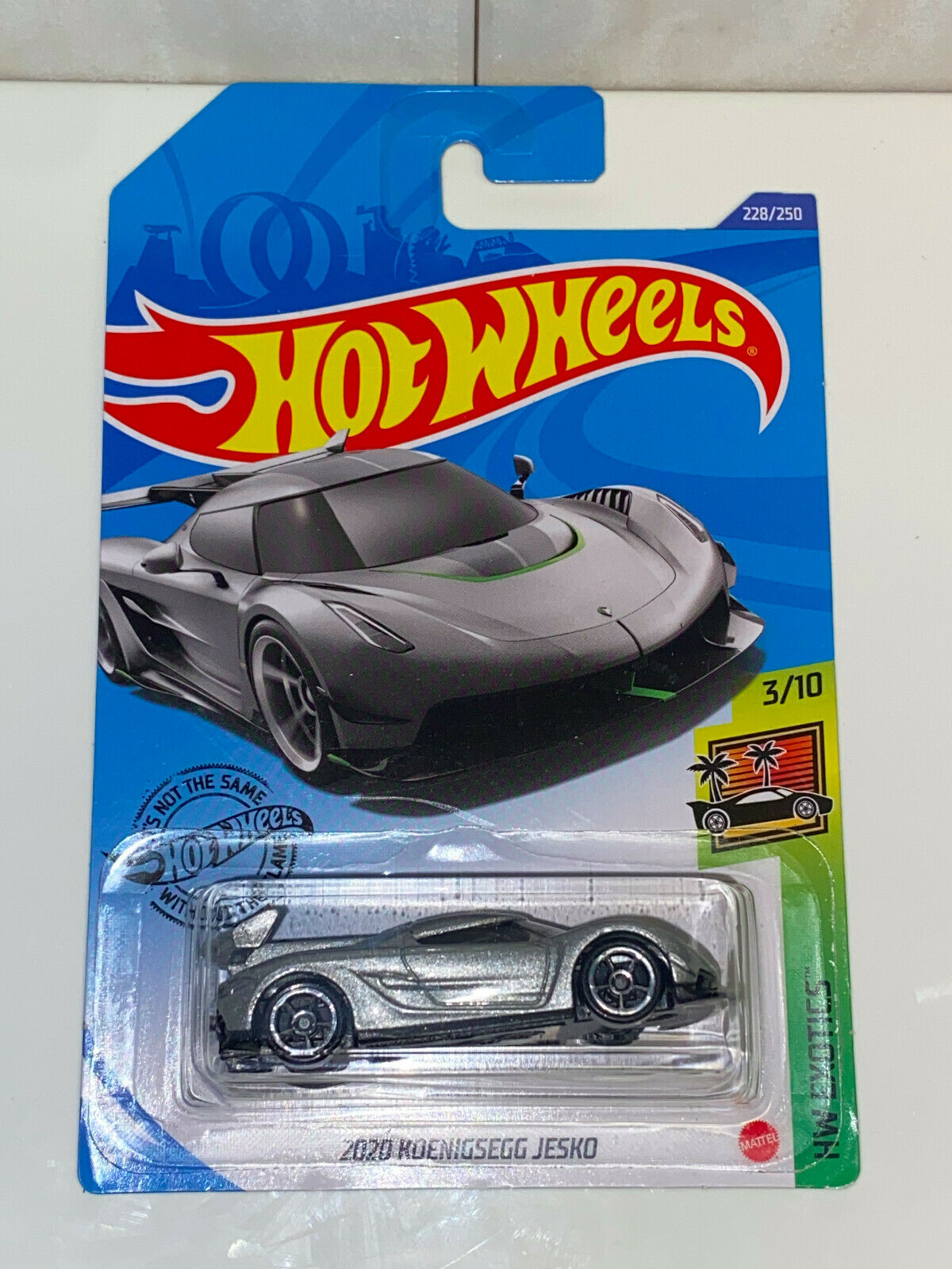 2020 Hot Wheels Exotics #3/10 2020 Koenigsegg Jesko International Card NIP