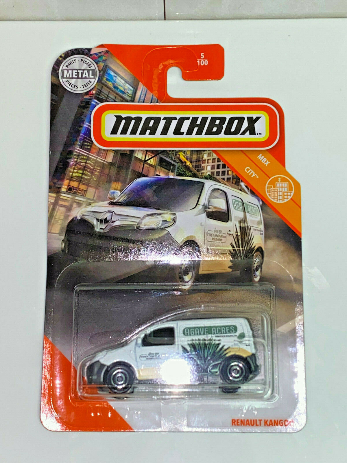 2020 Matchbox MBX City Renault Kangoo #5/100 NIP