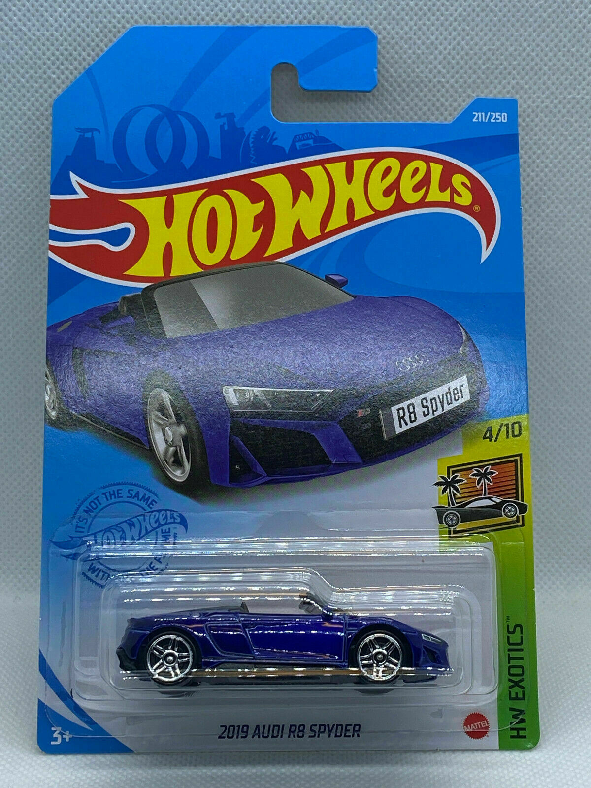 2021 Hot Wheels HW Exotics #4/10 2019 Audi R8 Spyder #211/250 (Card Crease)