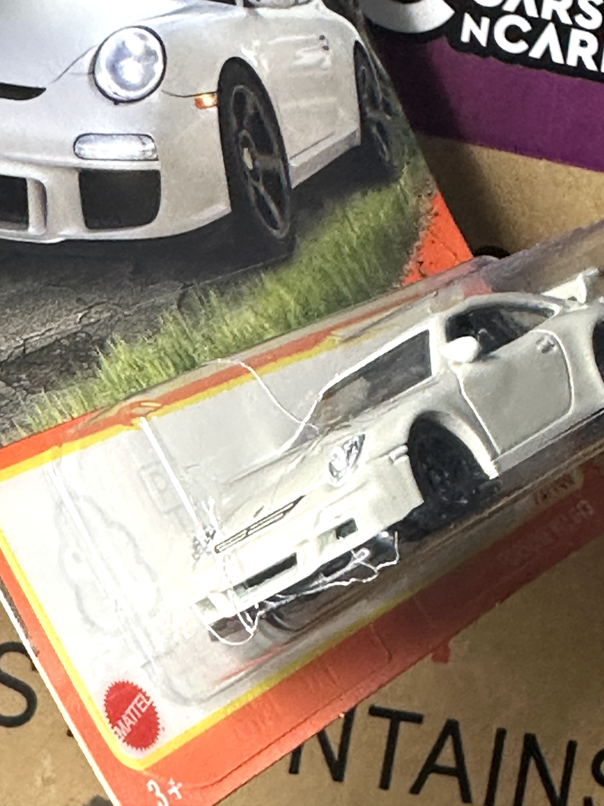 2024 Matchbox Porsche 911 GT3 White 73/100 (Cracked Blister)