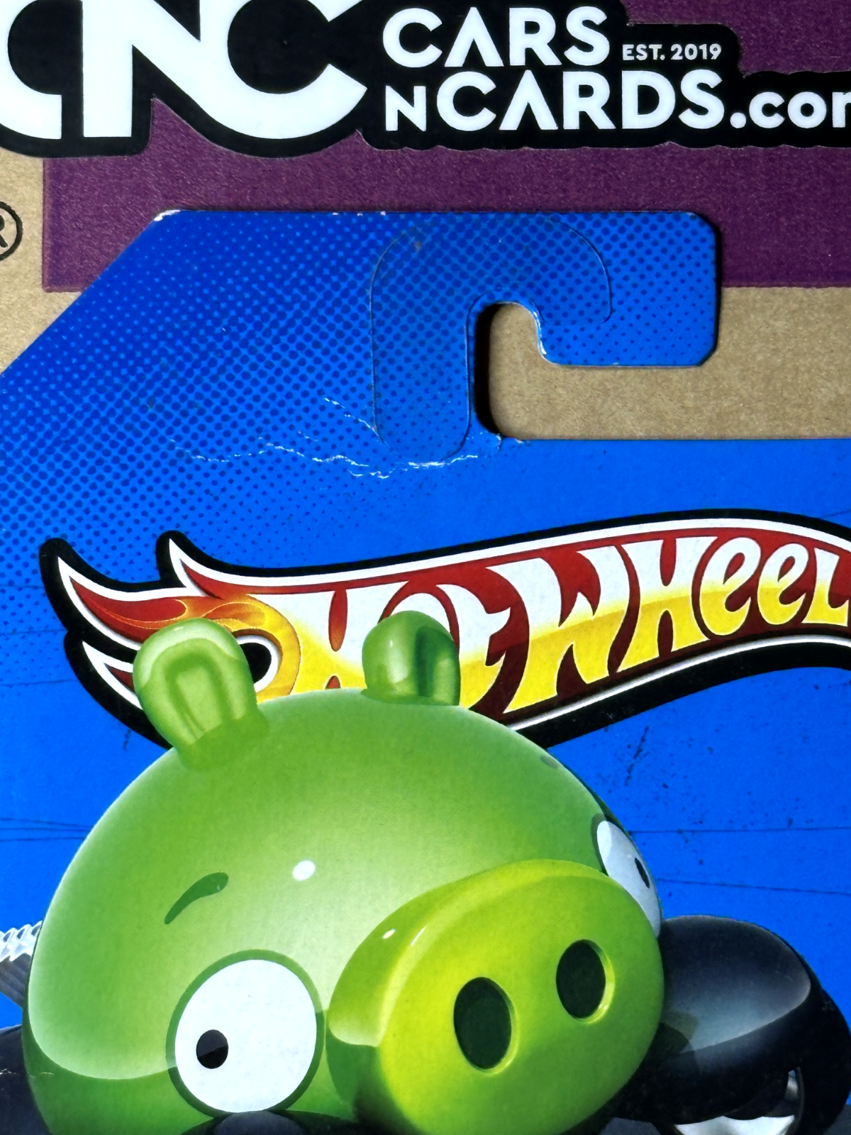 2012 Hot Wheels HW Imagination Angry Birds Minion (Card Crease)