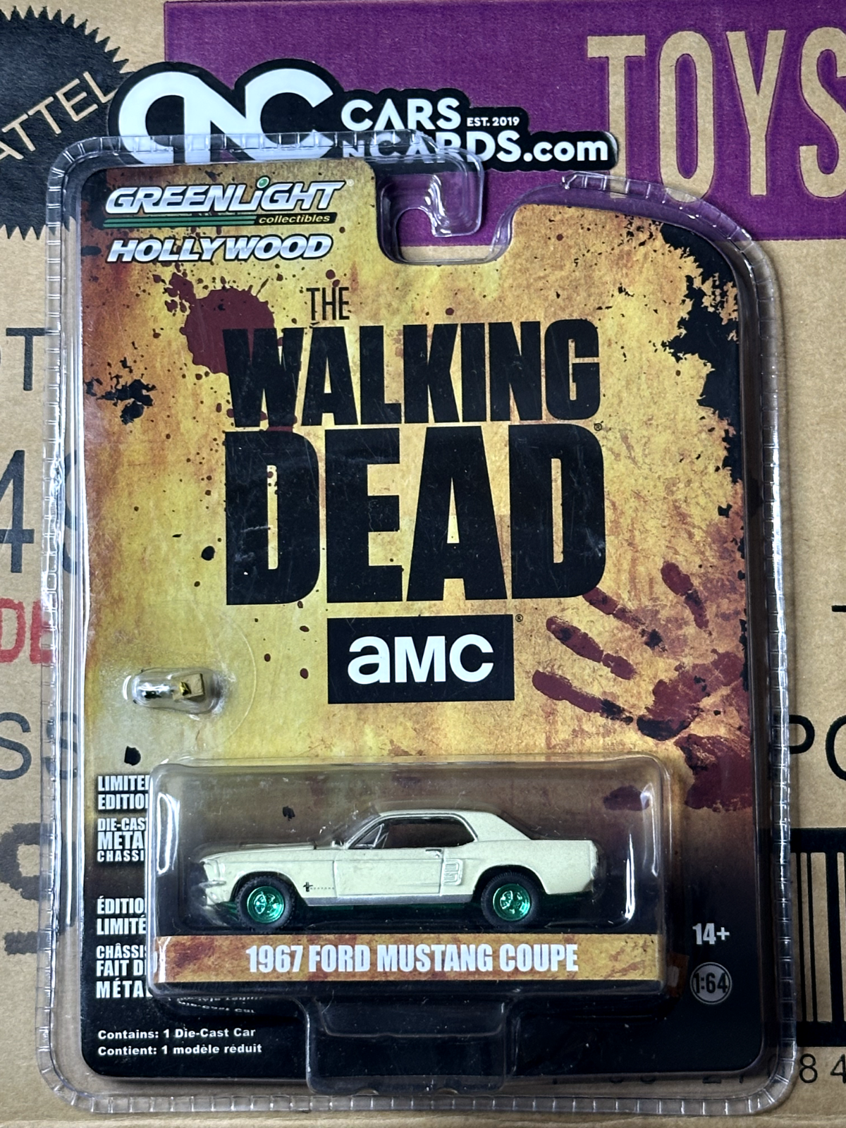 Greenlight The Walking Dead AMC 1967 Ford Mustang Coupe Green Machine Chase