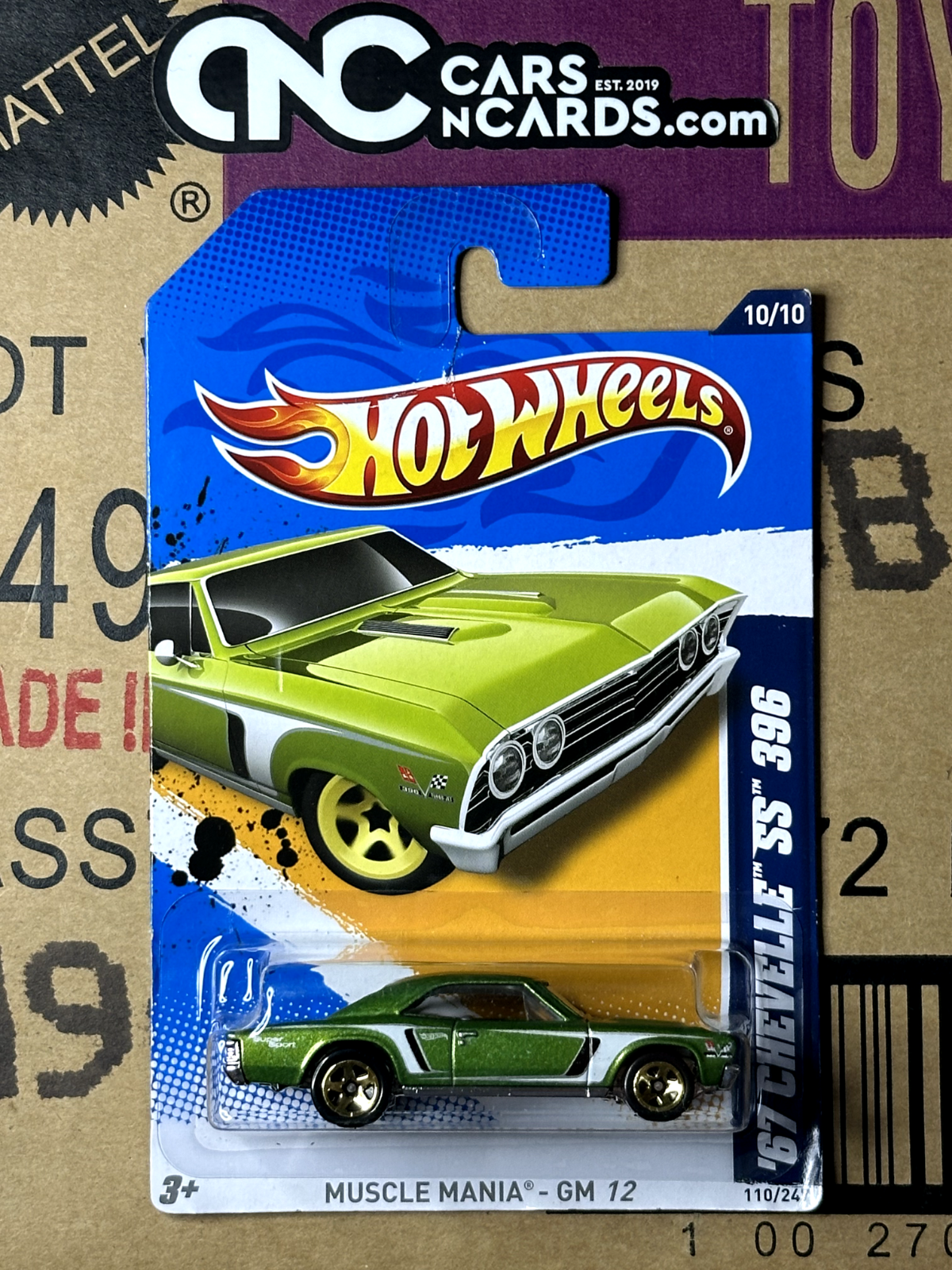 2012 Hot Wheels Muscle Mania GM 12 10/10 '67 Chevelle SS 396 (Card Damage)