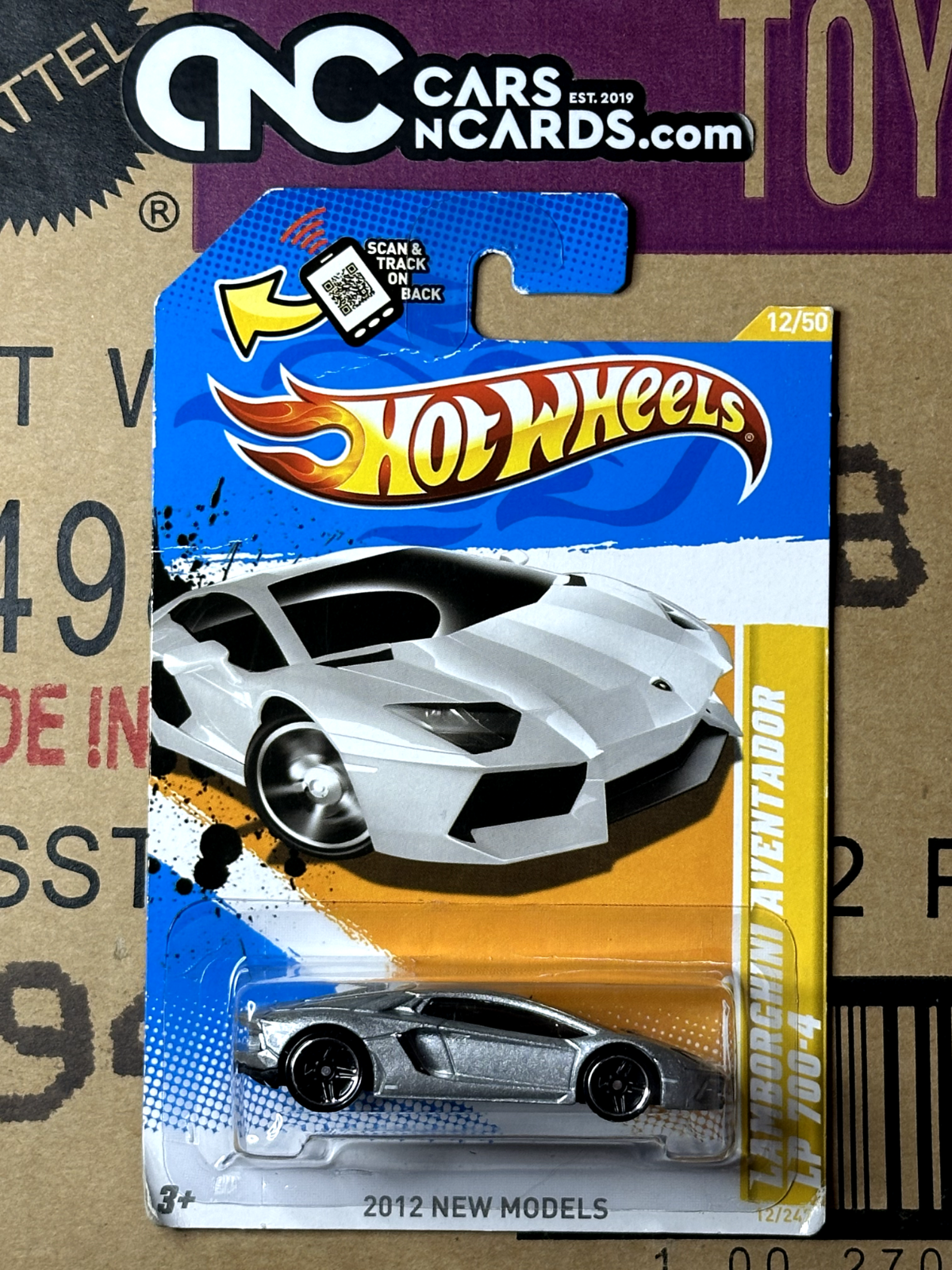 2012 Hot Wheels 2012 New Models Lamborghini Aventador (Card Crease/Soft Corners)