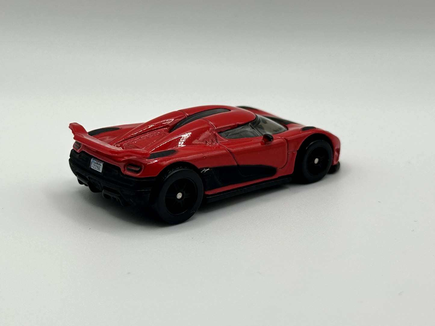 2014 Hot Wheels Retro Entertainment Need For Speed Koenigsegg Agera R Loose