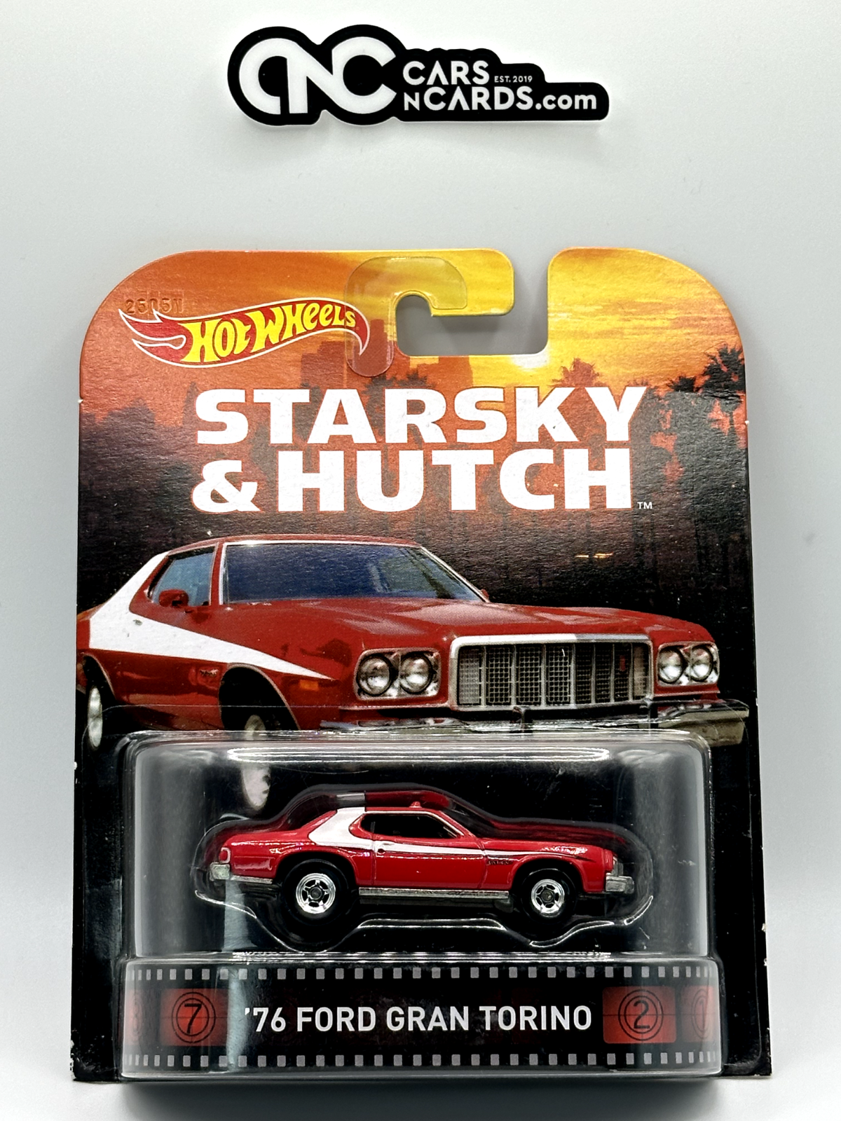 2016 Hot Wheels Premium Retro Entertainment Starsky & Hutch '76 Ford Gran Torino