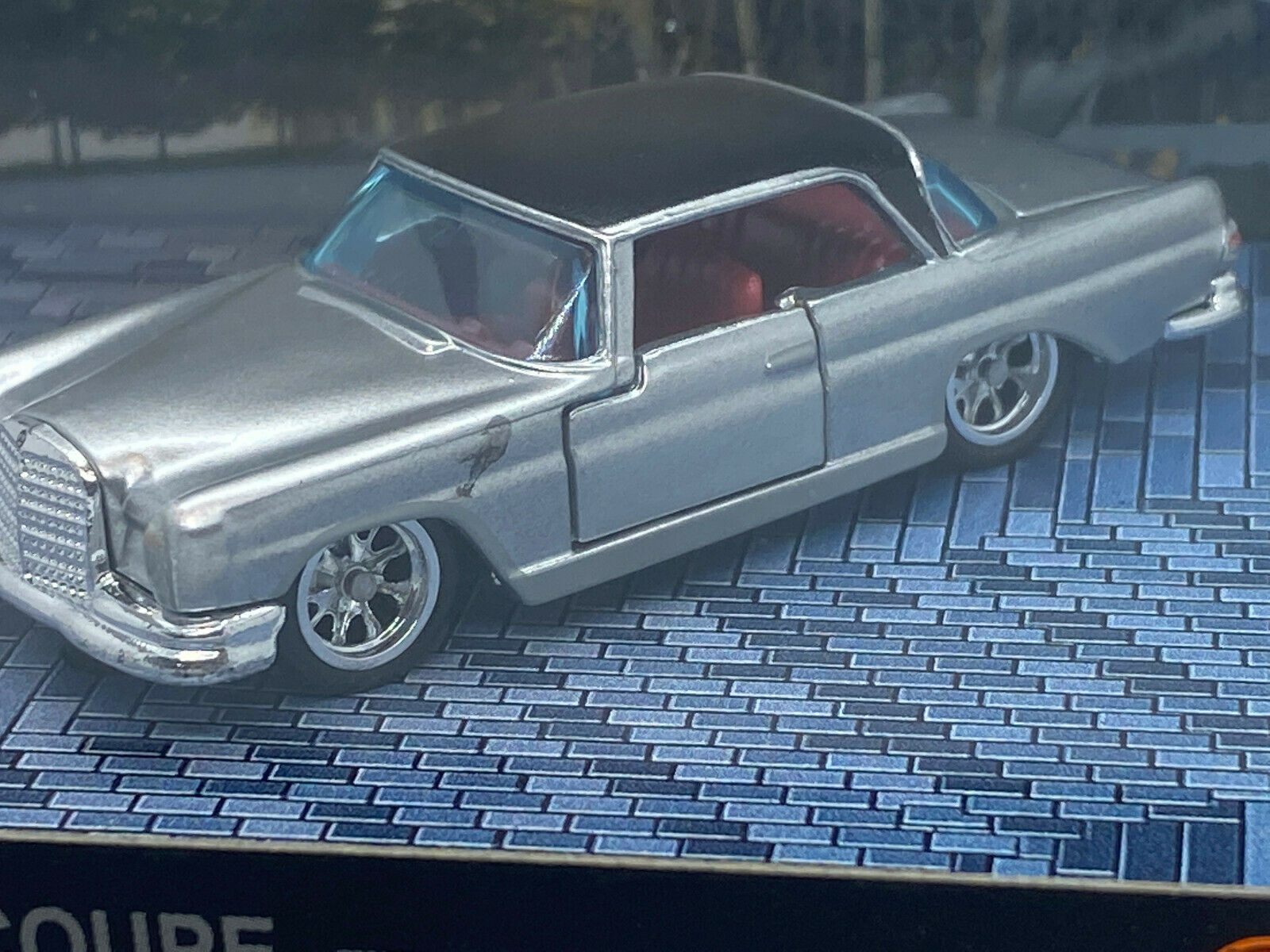 Matchbox 2021 Limited Edition RLC 1962 Mercedes-Benz 220 SE Coupe