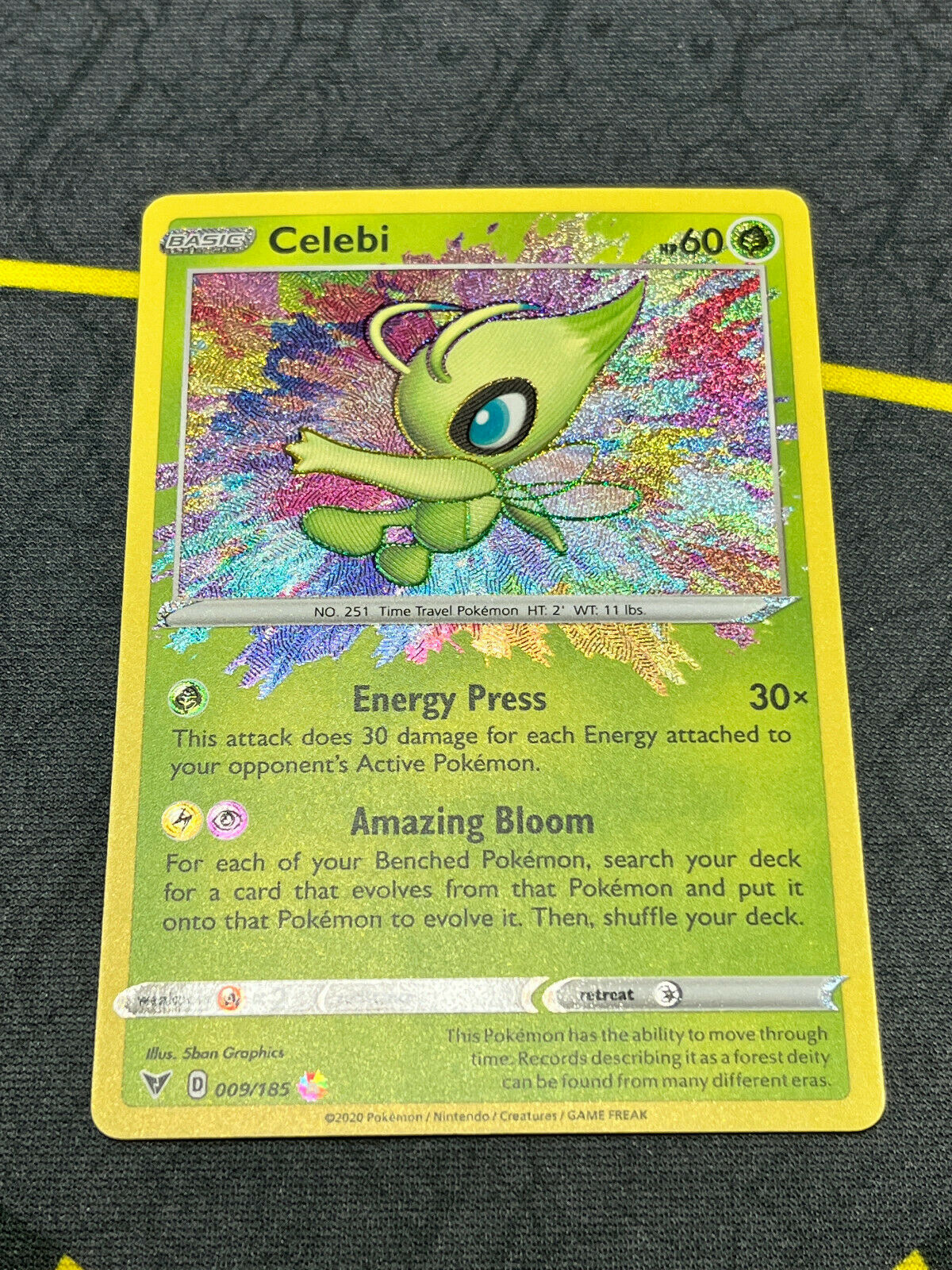 Pokémon (2020) Vivid Voltage Celebi Amazing Rare 009/185 NM